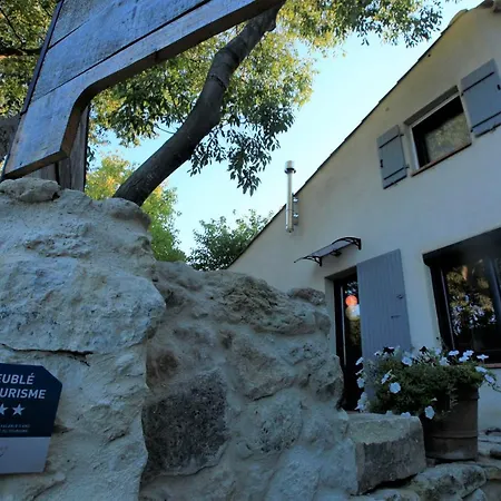 Gite La Quille - Maison De Hameau En Provence Pour 4 Personnes Avec Jardin Privatif Le Puy-Sainte-Reparade Exterior photo