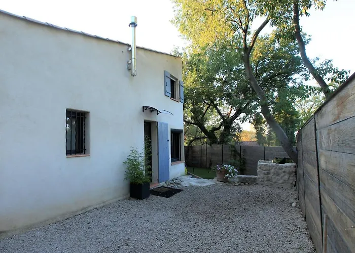 Gite La Quille - Maison De Hameau En Provence Pour 4 Personnes Avec Jardin Privatif